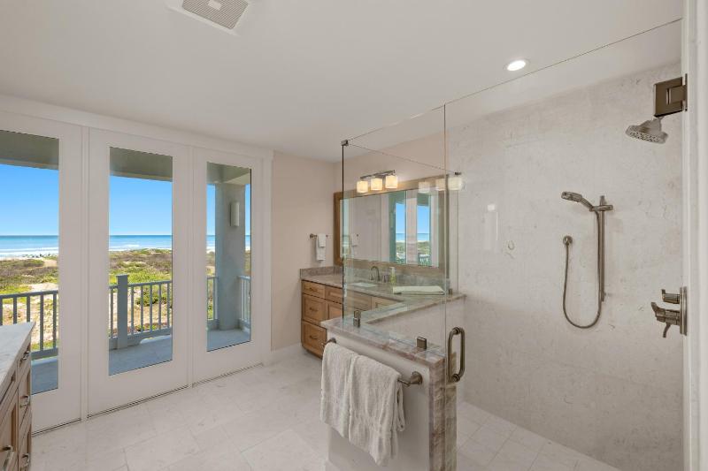 8242 Breakers Blvd home - image 22