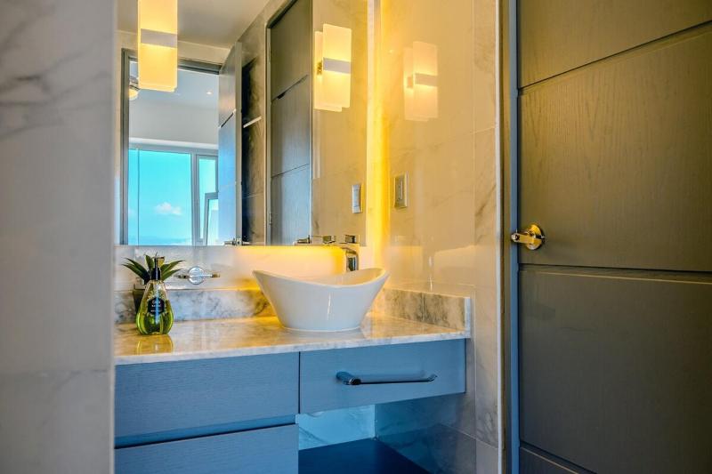 Oceanfront Apartment in Acapulco 4 Bedrooms - image 25