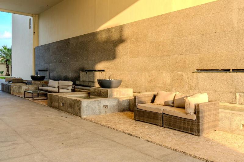 Oceanfront Apartment in Acapulco 4 Bedrooms - image 40