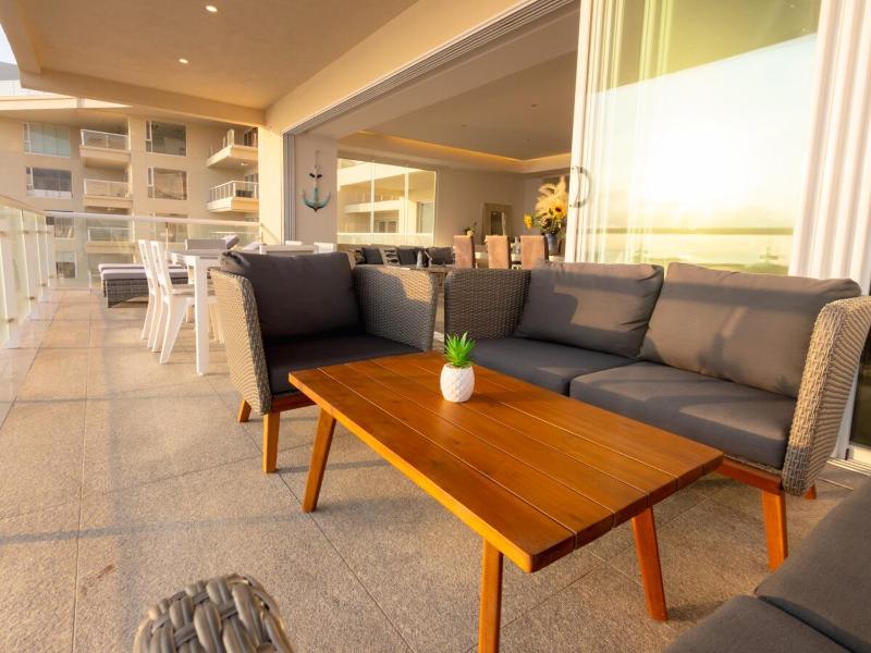 Oceanfront Apartment in Acapulco 4 Bedrooms - image 33