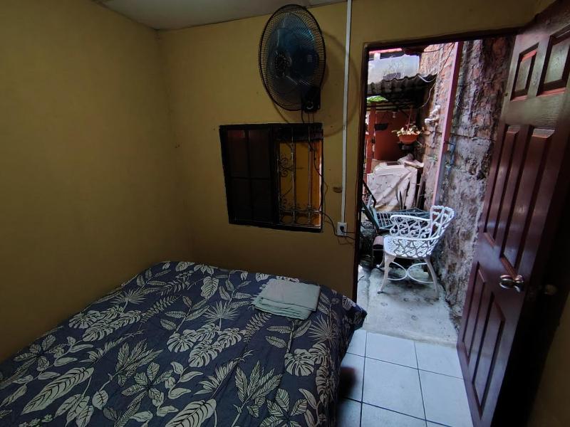 Rooms libertadHabitacion cerca de hospital Zacamil Rosales y Bloom 8A - image 1