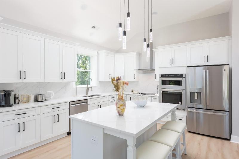 Modern Home in the Heart of KDH Minutes to Beach & More - image 9