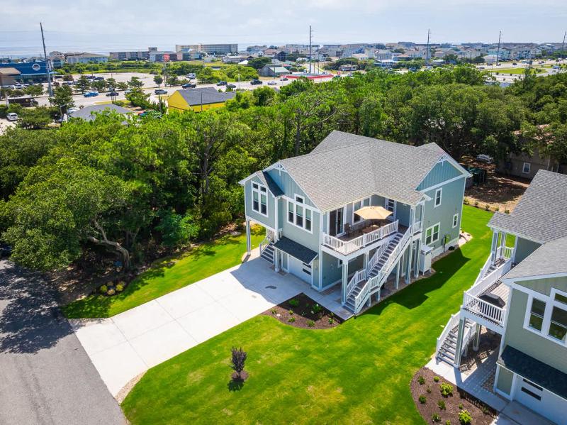 Modern Home in the Heart of KDH Minutes to Beach & More - image 5