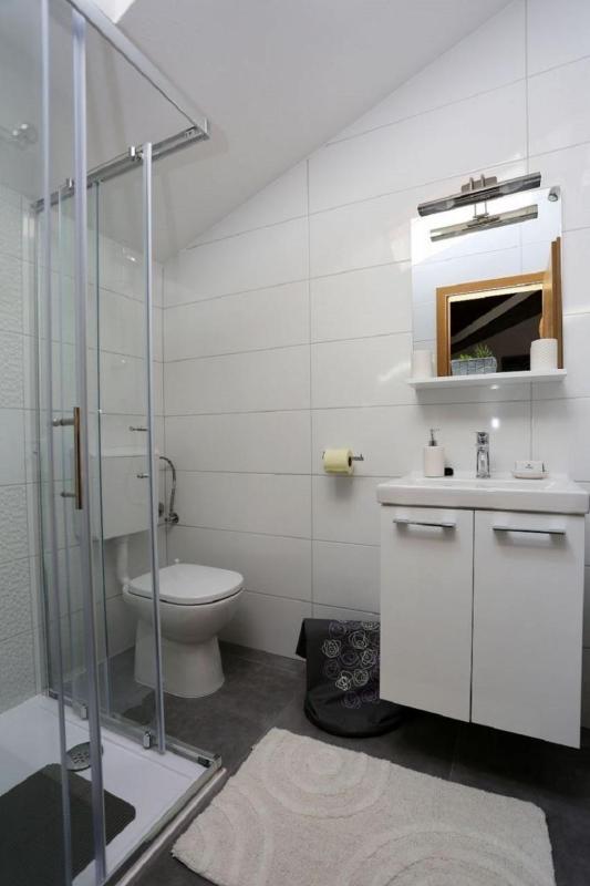 Apartment Aldica - image 8