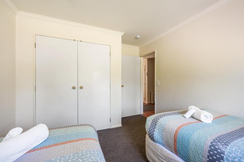 Hedditch Hideaway - image 2