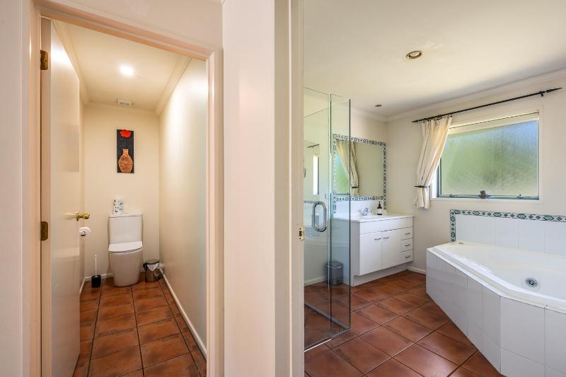 Hedditch Hideaway - image 17