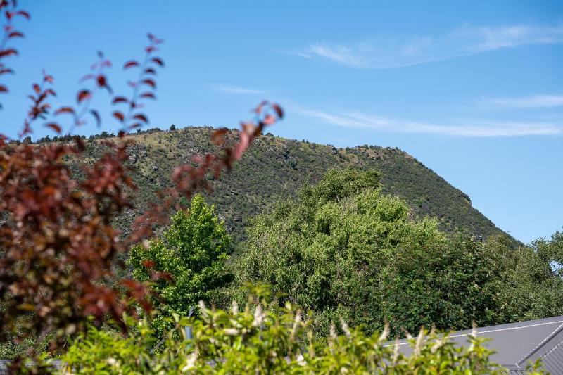 Hedditch Hideaway - image 27