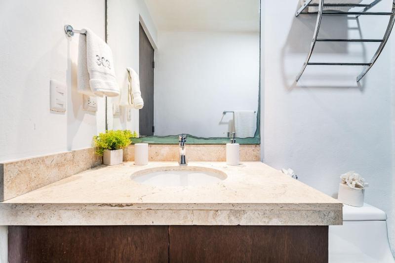 Modern Penthouse with Jacuzzi in Tulum 2 Bedrooms - image 9