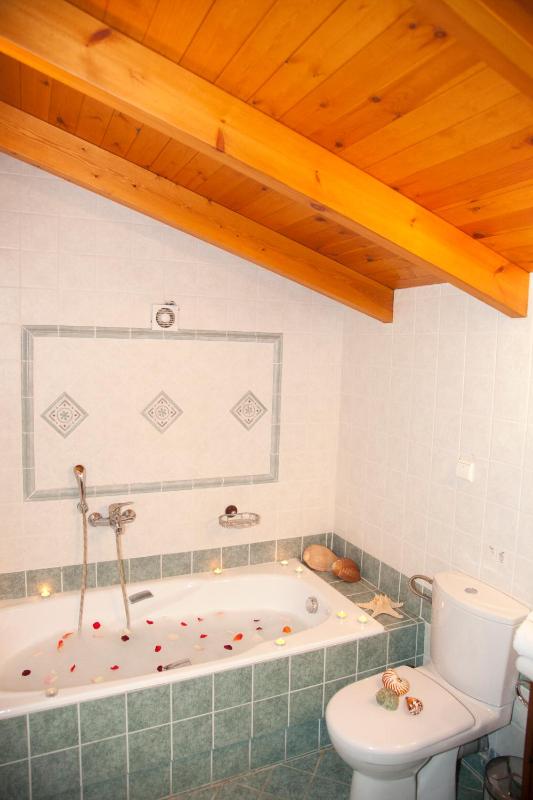 Penthouse Studio with Partial Sea View (2 Adults) image 1