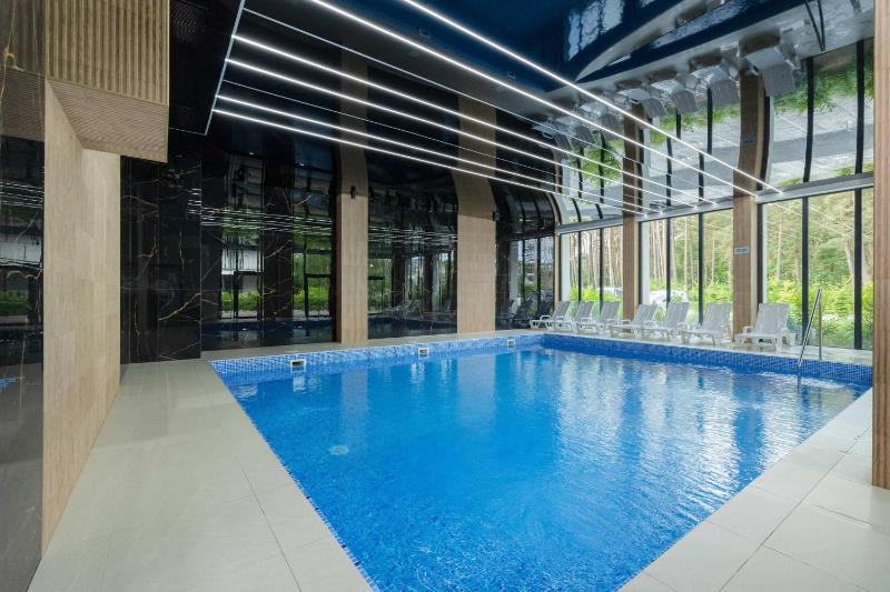 Unique Studio with Parking Space and Swimming Pool by Noclegi Renters - image 18