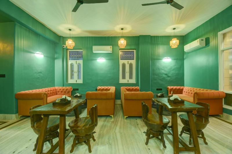 PLAY HOTEL ELYSIUM couple friendly - image 10