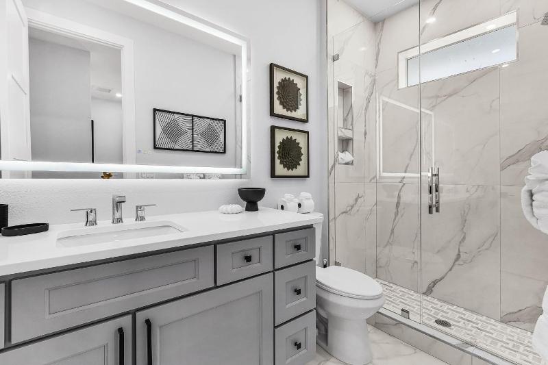 141 Brand New Luxury 6BR 6BA Build with Heated Pool! home - image 34