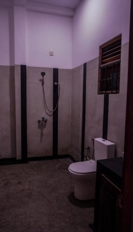 K siri Holiday Home - image 23