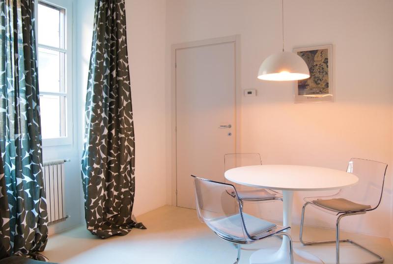 Studio di Lou – with separate Living Room Ga... - image 10