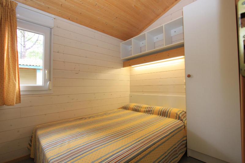 One-Bedroom Chalet (2 Adults) without air conditioning image 4
