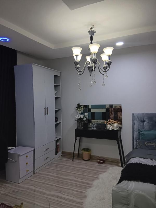 Posh homes and apartments - image 13