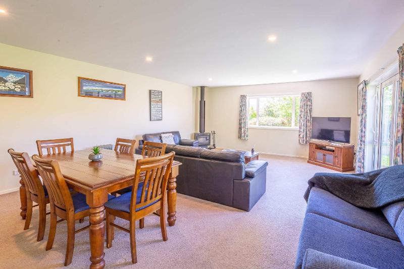 Farrant Family Escape Roomy Wanaka Retreat - image 22