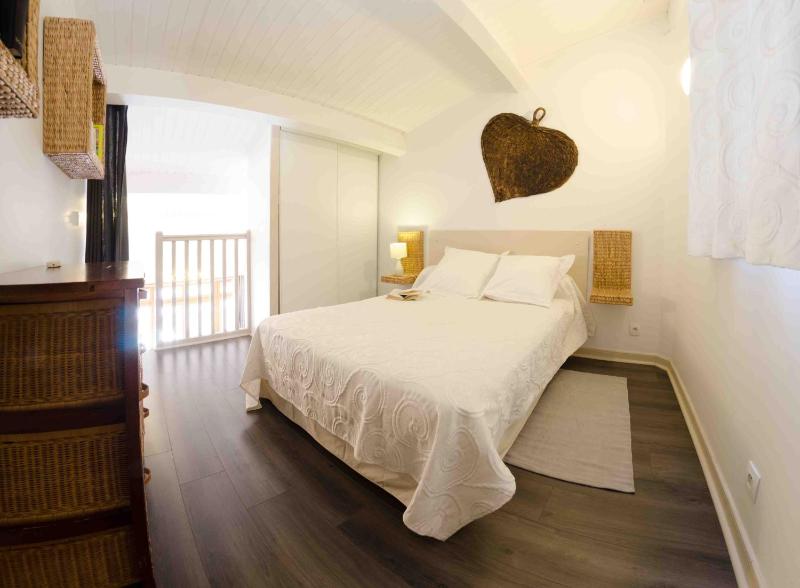 Two-Bedroom Duplex Apartment image 4