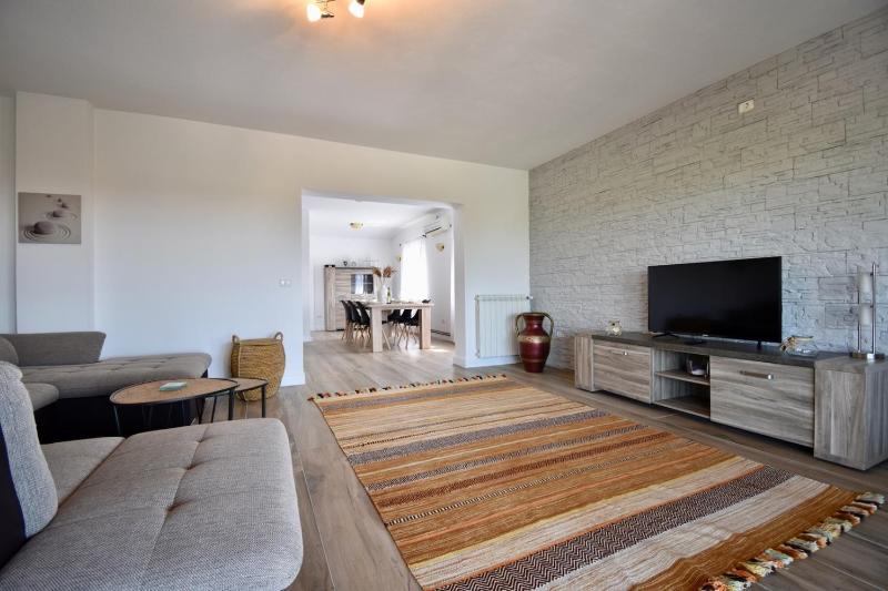 Spacious apartment with private pool - image 23