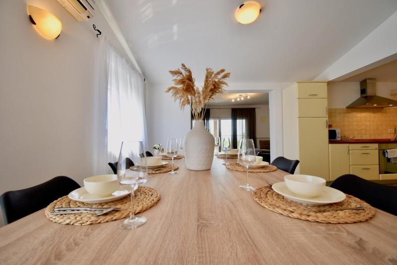 Spacious apartment with private pool - image 12