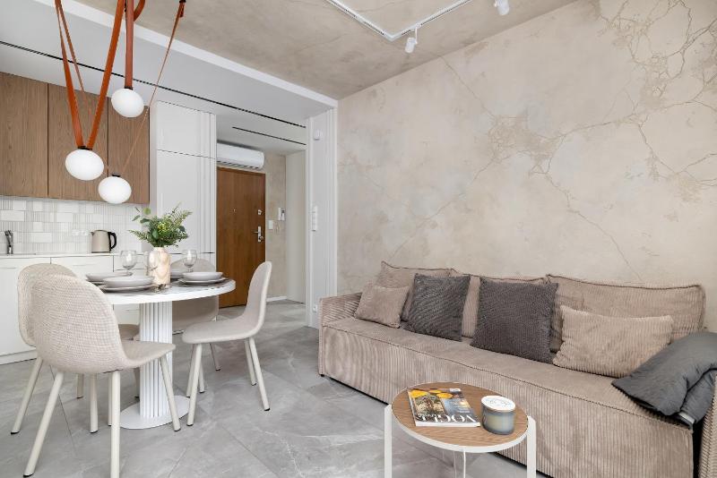 Elegant Apartment Katowice with Parking & AC by Noclegi Renters - image 18