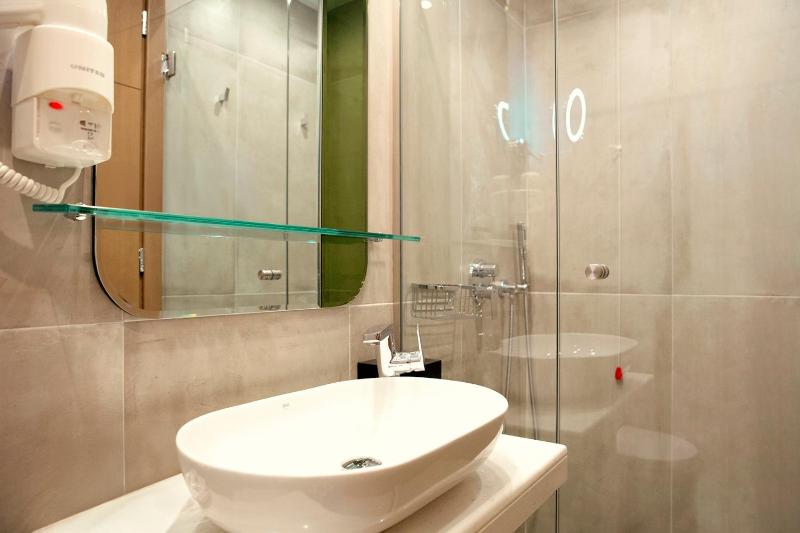Zeus Essence Wyndham Athens Residence - image 4