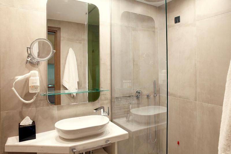 Zeus Essence Wyndham Athens Residence - image 12