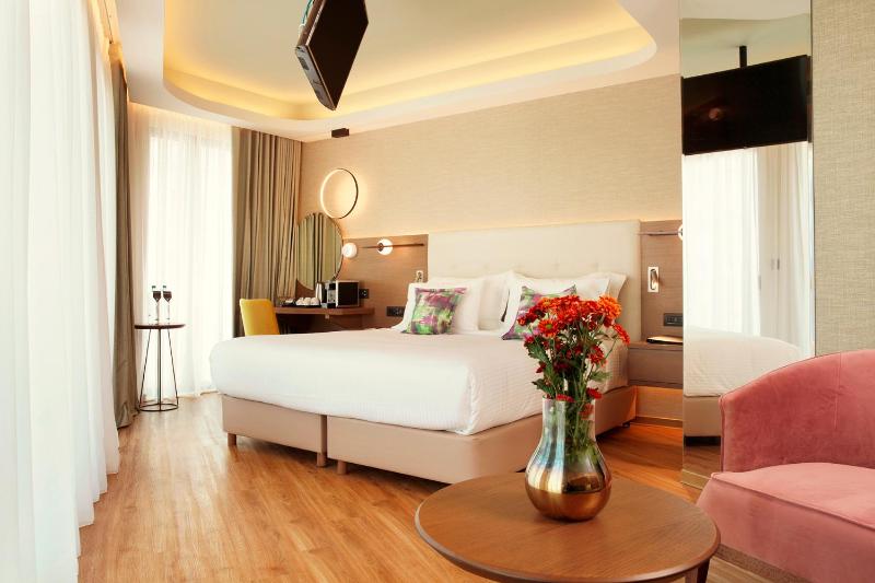 Zeus Essence Wyndham Athens Residence - image 3