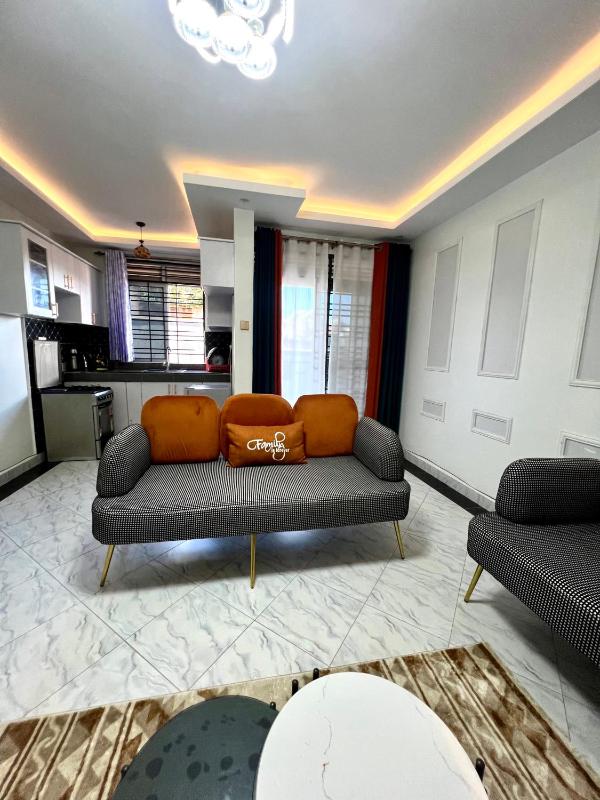 Modern 2- Bedroom Apartment for Long Stays - image 5