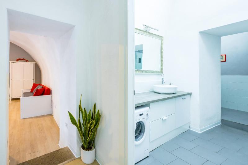 O Panaro Lucky Flat by NapoliApartments - image 14