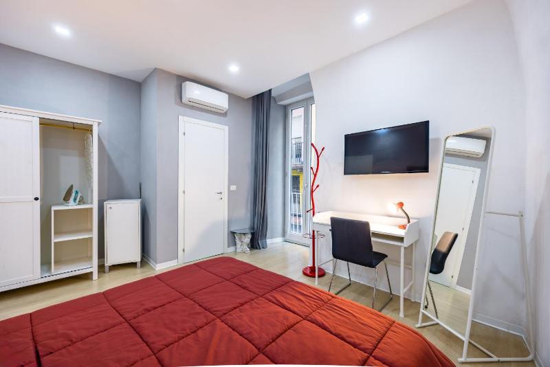 O Panaro Lucky Flat by NapoliApartments - image 13