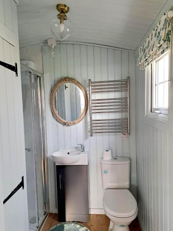 Shepherds Hut Galway - image 14