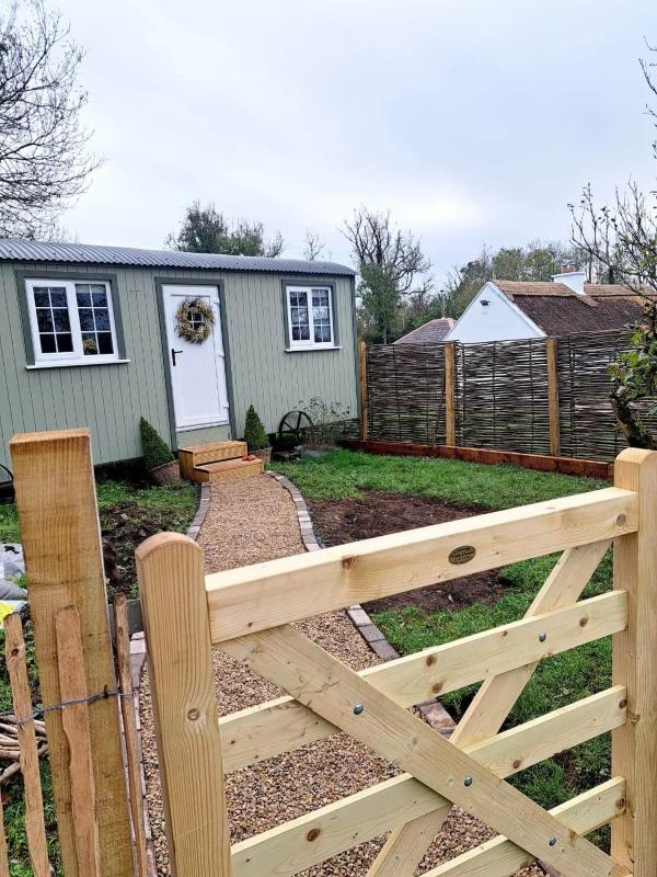 Shepherds Hut Galway - image 10