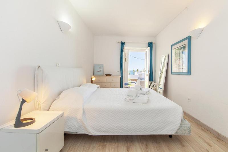 C22 - Beco do Poço Beach Townhouse in Praia da Luz - image 17