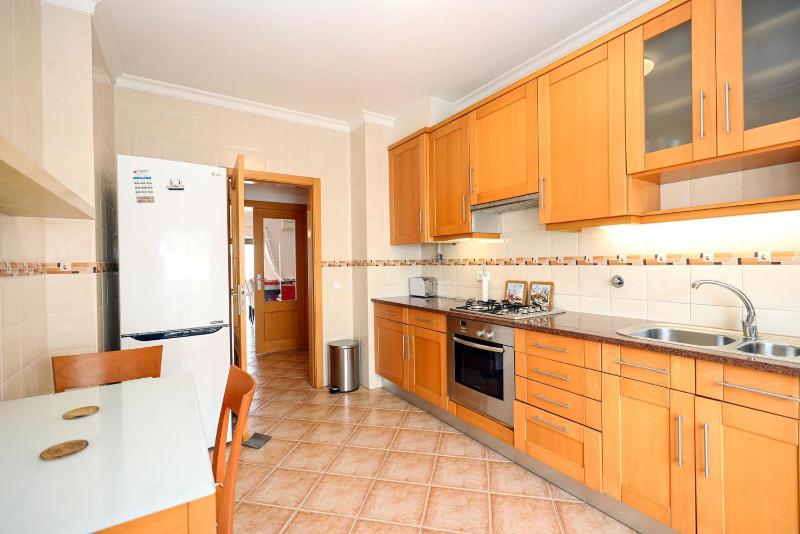 C03 - Galé Holiday Apartment in Lagos - image 11