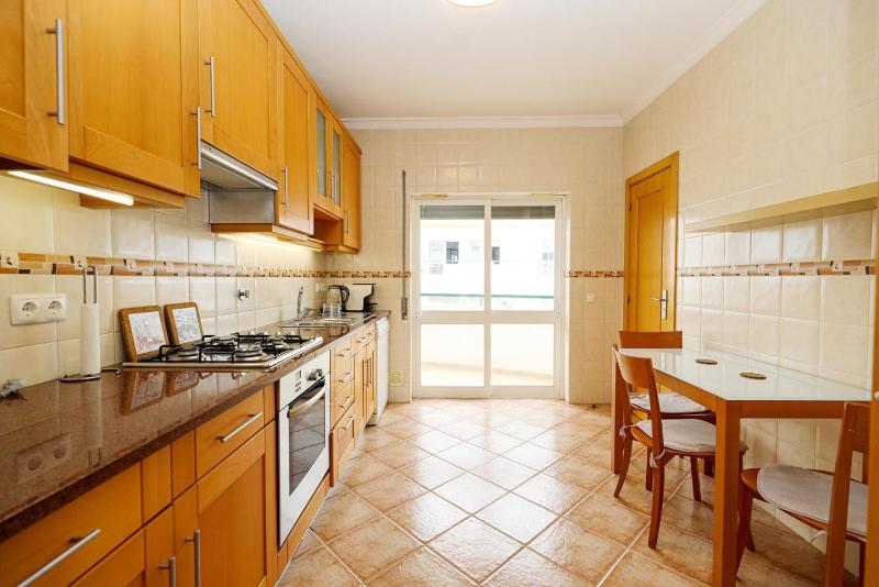 C03 - Galé Holiday Apartment in Lagos - image 24
