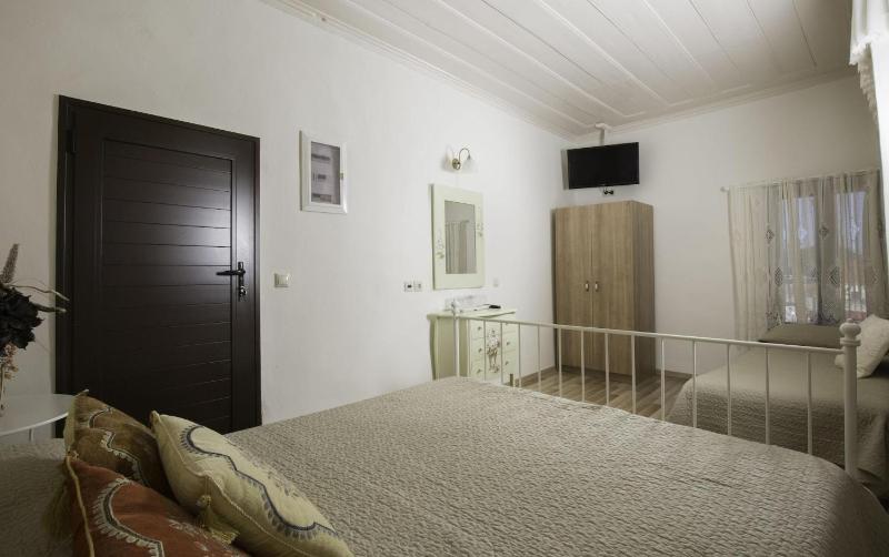 Evdokia Old Town Hotel - image 14