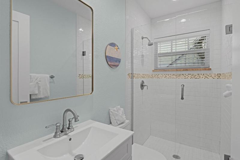 Bean Point Beach Cottage: North End Pool Home Close to Beach & Bay by Anna Maria Life - image 43