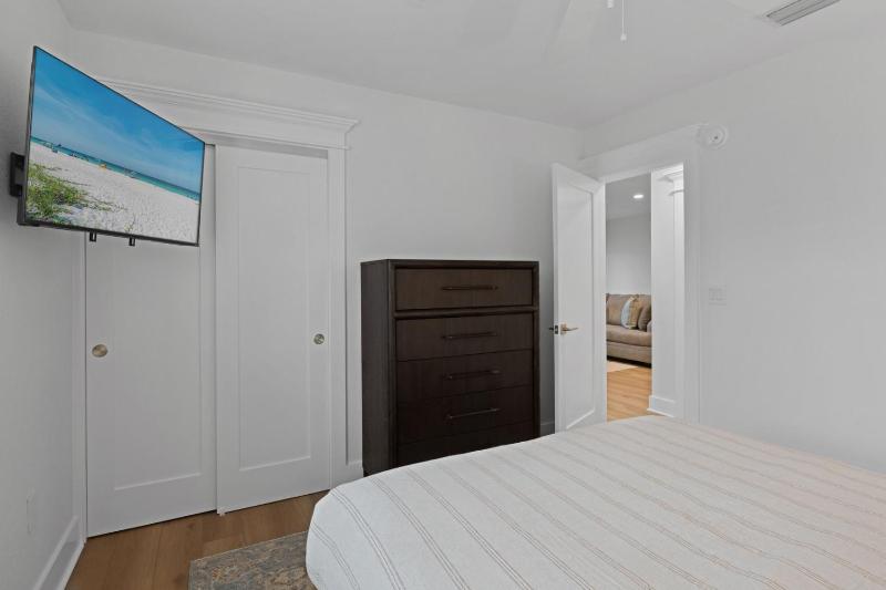 Bean Point Beach Cottage: North End Pool Home Close to Beach & Bay by Anna Maria Life - image 37