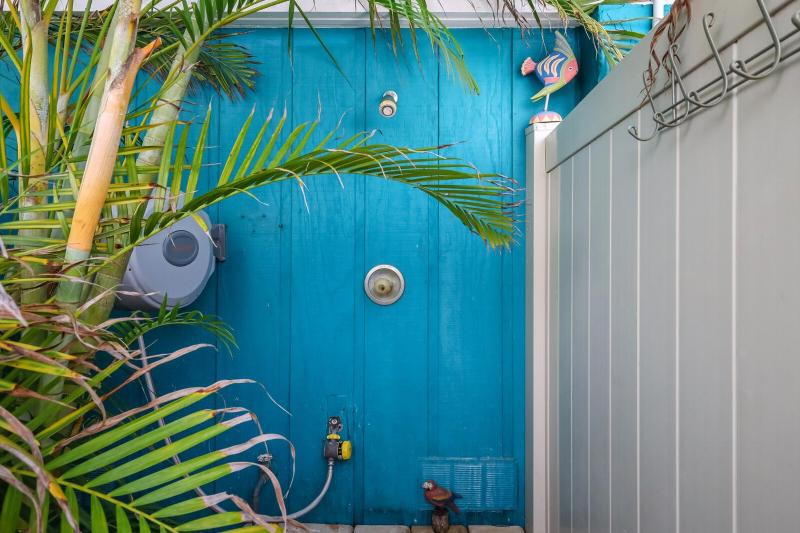 Bon Ami: North End AMI Pool Home Short Walk to Bean Point by Anna Maria Life Vacation Rentals - image 12