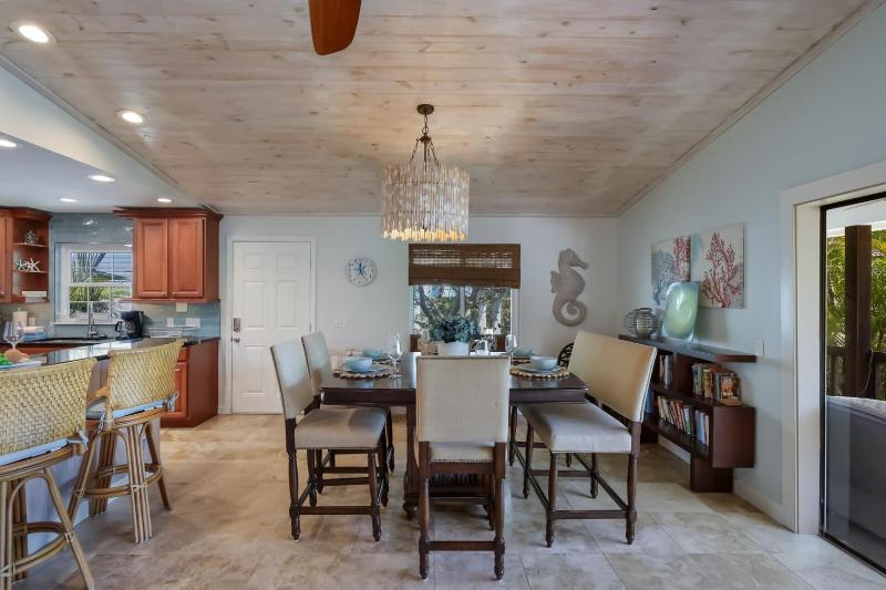 Bon Ami: North End AMI Pool Home Short Walk to Bean Point by Anna Maria Life Vacation Rentals - image 2