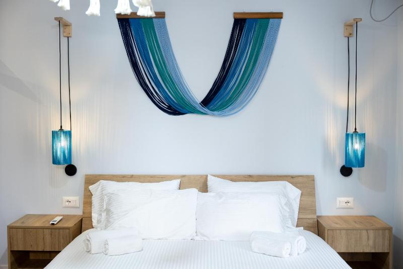 Boho Central Apartment - image 7