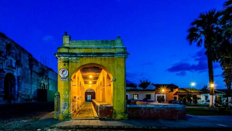 Casa Colonial en el centro de Antigua -Tanque la Union - image 14