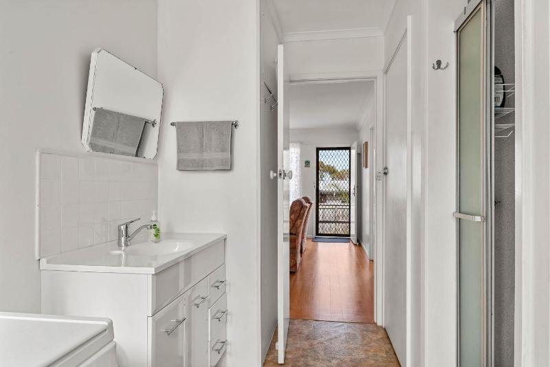 Central Unit in Chapel Cowes - image 8