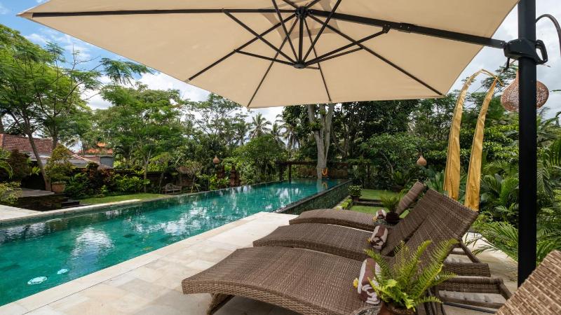 Rumah Melati Estate by Villa Finder - image 13