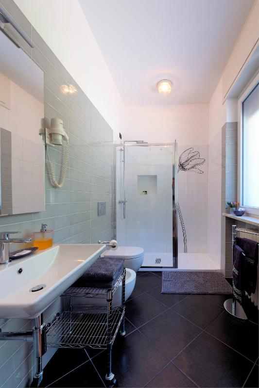 Triple Room image 3