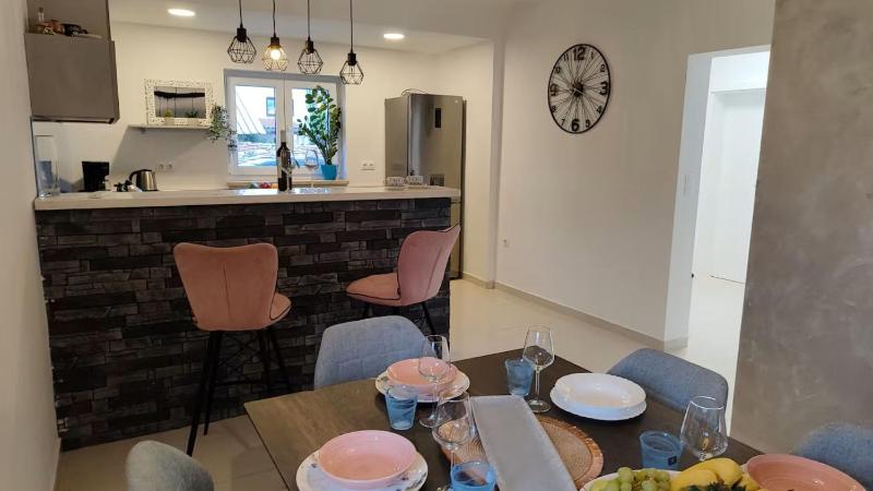 Villa Gajana 2 by Villas Guide - image 8