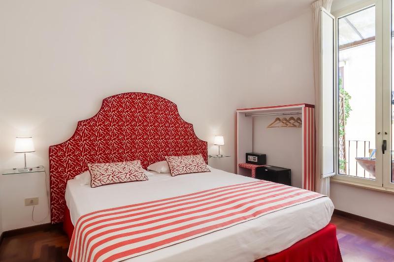 Comfort Double Room image 3