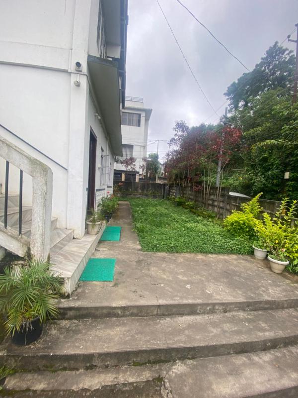 A Villa - image 8