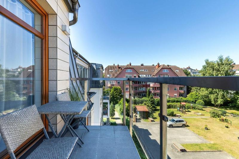 Cosy Apartments with Parking & Balcony by Noclegi Renters - image 12